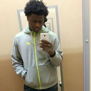 Meet your Posher, Tezzy